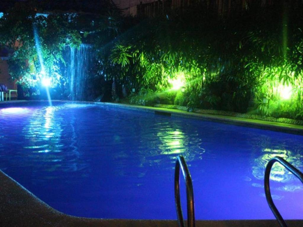 Hotel Galleria Davao Exterior photo